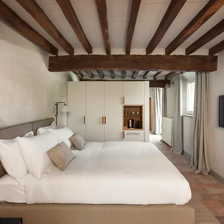 Relais Roncolo 1888 - Small Luxury Hotels Of The World-3